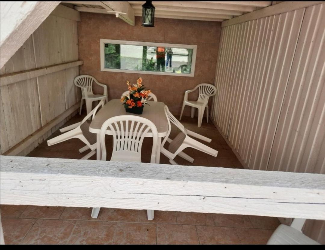 Charmant Logis En Duplex ジェラールメ エクステリア 写真